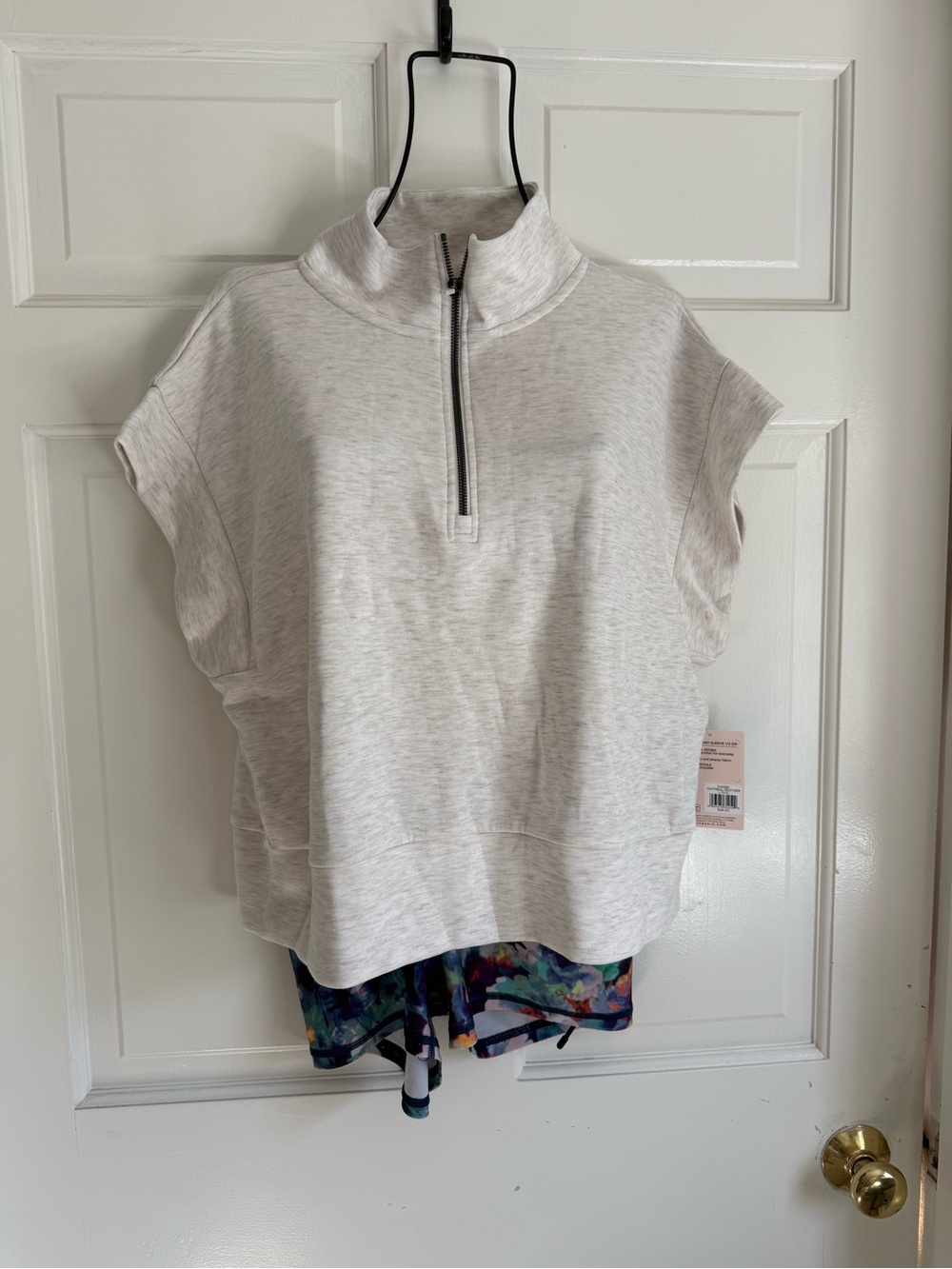 Danskin Light Heather Gray Sleeveless Pullover.  Silky scuba material 1/4 zip